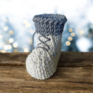 Ünnepi horgolt tároló - Csizma - Meska.hu