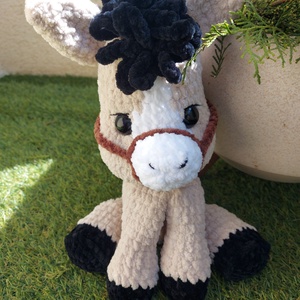 Horgolt póniló - Meska.hu