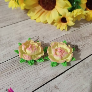 Virágos fülbevaló - Meska.hu