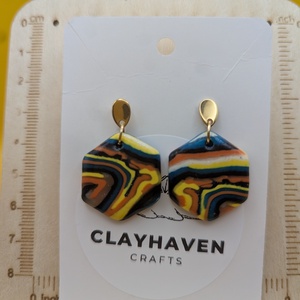 Kézműves fülbevaló polimer gyurmából (polymer clay) - hatszög - 026 - ékszer - fülbevaló - lógó fülbevaló - Meska.hu