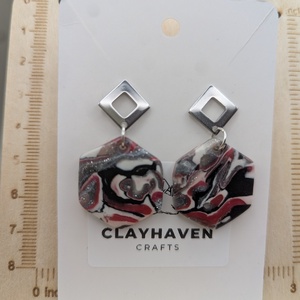 Kézműves fülbevaló polimer gyurmából (polymer clay) - hatszög -053 - ékszer - fülbevaló - lógó fülbevaló - Meska.hu