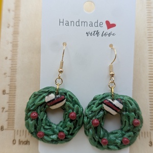 Kézműves fülbevaló polimer gyurmából (polymer clay), karácsonyi ajándék, adventi koszorú - 111, Ékszer, Fülbevaló, Lógó fülbevaló, Ékszerkészítés, Gyurma, MESKA