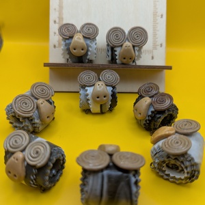 Kézműves bárány, kos figura polimer gyurmából (polymer clay), karácsonyi ajándék - 127 - kellékek & szerszámok - dekorációs kellékek - figurák - Meska.hu