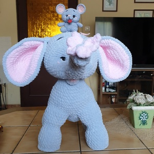 Horgolt plüss elefánt kisegérrel és pillangóval � kézműves amigurumi játék - játék & sport - plüssállat & játékfigura - elefánt - Meska.hu