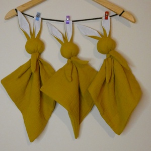 Szundikendő - okker sárga - Meska.hu