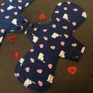 Mosható betét - cicás, szívecskés - Meska.hu