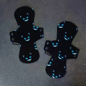 Mosható betét - fekete macska - Meska.hu