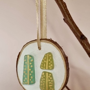 Aranymintás tengeri üveg karácsonyfadísz faalapon - karácsony - karácsonyi lakásdekoráció - karácsonyfadíszek - Meska.hu