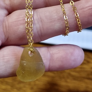 Valódi tengeri üvegből készült nyaklánc. , Ékszer, Nyaklánc, Medálos nyaklánc, Ékszerkészítés, MESKA