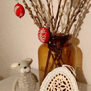 Nagyméretű virágos, horgolt, húsvéti függődísz (mag.: 19 cm) - otthon & életmód - dekoráció - fali és függő dekoráció - függődísz - Meska.hu
