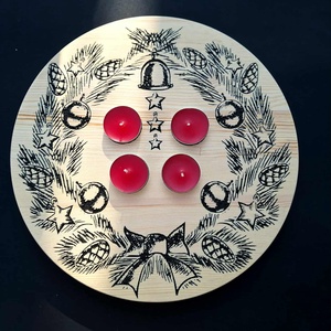 Prémium borovi fenyőből készült, gravírozott adventi koszorú. (advent2), Karácsony, Adventi díszek, Adventi koszorú, Famegmunkálás, MESKA