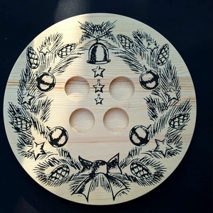 Prémium borovi fenyőből készült, gravírozott adventi koszorú. (advent2) - karácsony - adventi díszek - adventi koszorú - Meska.hu