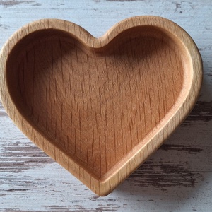 Szív alakú tölgyfa snackestál  - otthon & életmód - konyhafelszerelés, tálalás - tálalás - tálca - Meska.hu