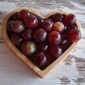 Szív alakú tölgyfa snackestál  - otthon & életmód - konyhafelszerelés, tálalás - tálalás - tálca - Meska.hu