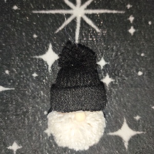 Kézzel készült manó dísz - karácsony - karácsonyi lakásdekoráció - karácsonyfadíszek - Meska.hu