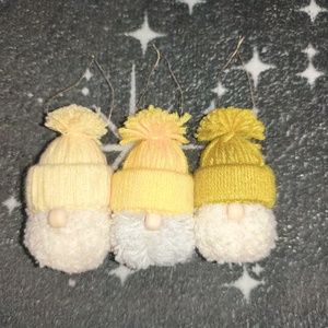 Kézzel készült manó dísz - karácsony - karácsonyi lakásdekoráció - karácsonyfadíszek - Meska.hu