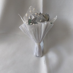 Elegáns szalag rózsa csokor - otthon & életmód - dekoráció - asztal és polc dekoráció - asztaldísz - Meska.hu