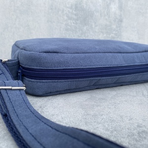 Doboztáska / Crossbody  Kobaltkék  - táska & tok - kézitáska & válltáska - vállon átvethető táska - Meska.hu