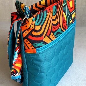 Crossbody  Türkiz, afrikamintás - táska & tok - kézitáska & válltáska - vállon átvethető táska - Meska.hu
