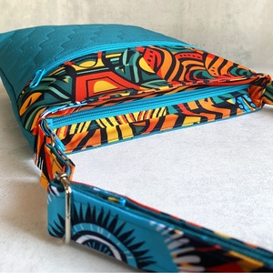 Crossbody  Türkiz, afrikamintás - táska & tok - kézitáska & válltáska - vállon átvethető táska - Meska.hu