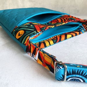 Crossbody  Türkiz, afrikamintás - táska & tok - kézitáska & válltáska - vállon átvethető táska - Meska.hu