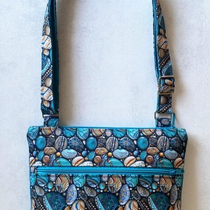 Crossbody  Türkiz, kavicsmintás - táska & tok - kézitáska & válltáska - vállon átvethető táska - Meska.hu