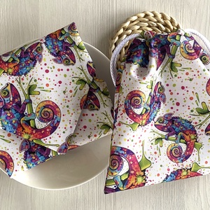 Gyűrődésmentes, vízlepergető Újraszalvéta és Nasizacsi - Kaméleon - otthon & életmód - konyhafelszerelés, tálalás - konyhai textil - szalvéta - Meska.hu