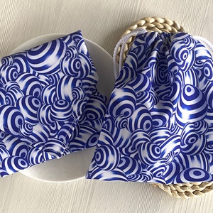 Gyűrődésmentes, vízlepergető Újraszalvéta és Nasizacsi - Kék golyó - otthon & életmód - konyhafelszerelés, tálalás - konyhai textil - szalvéta - Meska.hu