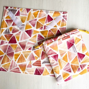 Újraszalvéta és Nasizacsi  Háromszög mintás - otthon & életmód - konyhafelszerelés, tálalás - konyhai textil - szalvéta - Meska.hu