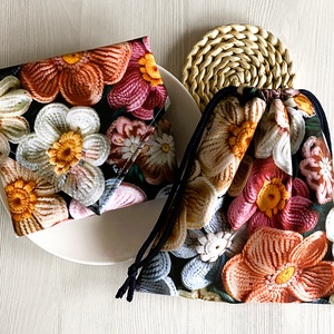 Újraszalvéta és Nasizacsi  Kötött virágok - otthon & életmód - konyhafelszerelés, tálalás - konyhai textil - szalvéta - Meska.hu