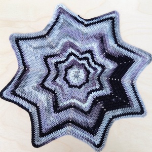 Horgolt szundikendő csillag alap / Crochet baby lovey star shaped base - játék & sport - 3 éves kor alattiaknak - alvóka & rongyi - Meska.hu