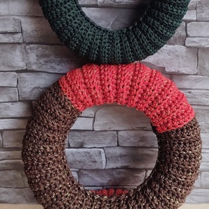 Horgolt karácsonyi  / adventi koszorú, ajtódísz alap (20 cm) / Christmas crochet-covered wreath base - kellékek & szerszámok - dekorációs kellékek - koszorú, koszorúalap - Meska.hu