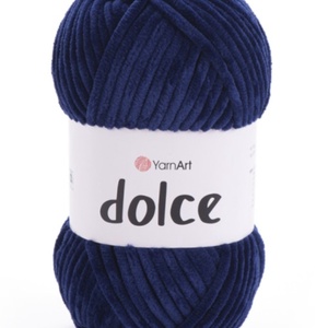 Horgolt sál - plüss fonalból - ruha & divat - sál, sapka, kendő - sál - Meska.hu