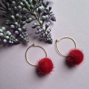 Piros pom-pomos lógós fülbevaló , Ékszer, Fülbevaló, Lógó fülbevaló, Ékszerkészítés, MESKA