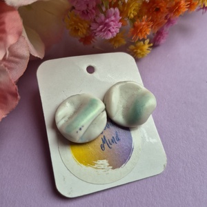 Bedugós gyűrt gyurma fülbevaló - ékszer - fülbevaló - pötty fülbevaló - Meska.hu