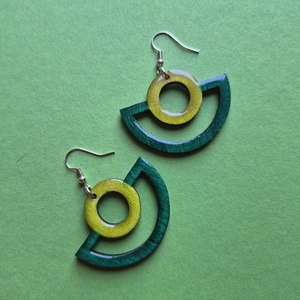 Zöld absztrakt lógós fa fülbevaló - ékszer - fülbevaló - lógó fülbevaló - Meska.hu