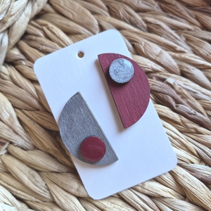 Piros-ezüst félkör aszimmetrikus fa fülbevaló - ékszer - fülbevaló - lógó fülbevaló - Meska.hu