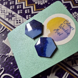 Kék hatszög fa bedugós fülbevaló , Ékszer, Fülbevaló, Pötty fülbevaló, Ékszerkészítés, Famegmunkálás, MESKA