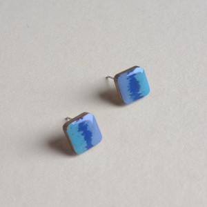 Kicsi kék fa bedugós fülbevaló  - ékszer - fülbevaló - pötty fülbevaló - Meska.hu