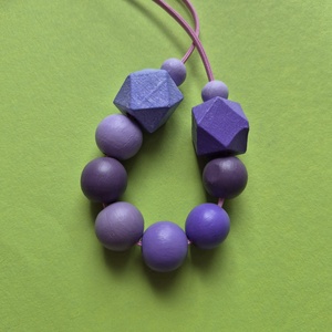 Lila fa absztrakt bogyós nyaklánc-KIFUTÓ TERMÉK - ékszer - nyaklánc - bogyós nyaklánc - Meska.hu