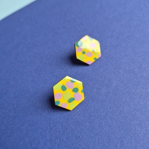 Fa bedugós pasztel fülbevaló lila-sárga-rürkíz színben - ékszer - fülbevaló - pötty fülbevaló - Meska.hu