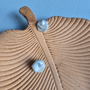 Kék bedugós gyurma fülbevaló - ékszer - fülbevaló - pötty fülbevaló - Meska.hu