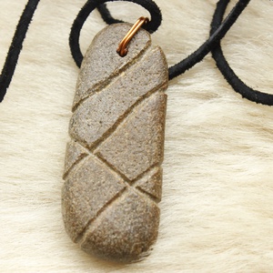 Geometriai mintás kőmedál - ékszer - nyaklánc - medálos nyaklánc - Meska.hu