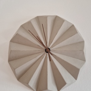 Szürke design Beton Óralap, fa mutatókkal egyedi design - Meska.hu