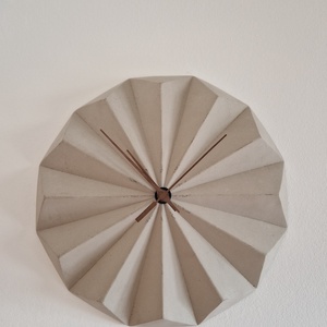 Szürke design Beton Óralap, fa mutatókkal egyedi design - otthon & életmód - dekoráció - fali és függő dekoráció - falióra & óra - Meska.hu