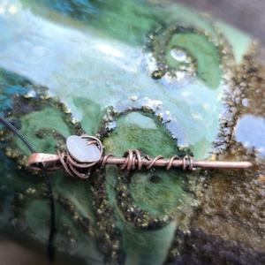 Réz varázspálca medál rózsakvarc ásvánnyal - ékszer - nyaklánc - medál - Meska.hu