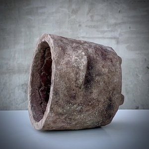 Nekoashi () Wabi-sabi kaspó - beton, papírbeton, minimal - otthon & életmód - dekoráció - virágdísz és tartó - cserép & kaspó - Meska.hu