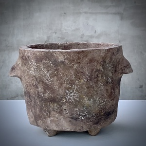 Nekoashi () Wabi-sabi kaspó - beton, papírbeton, minimal - otthon & életmód - dekoráció - virágdísz és tartó - cserép & kaspó - Meska.hu