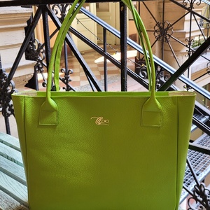 Kiwi green for work - marhabőr shopper, Táska & Tok, Kézitáska & válltáska, Nagy pakolós táska, Bőrművesség, Varrás, MESKA