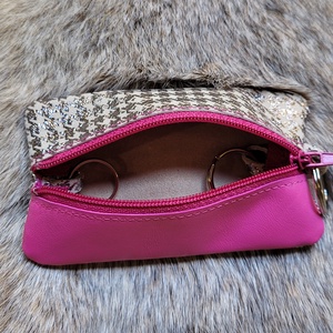 Girly things magenta - valódi bőr kulcstartó - táska & tok - kulcstartó & táskadísz - kulcstartó - Meska.hu